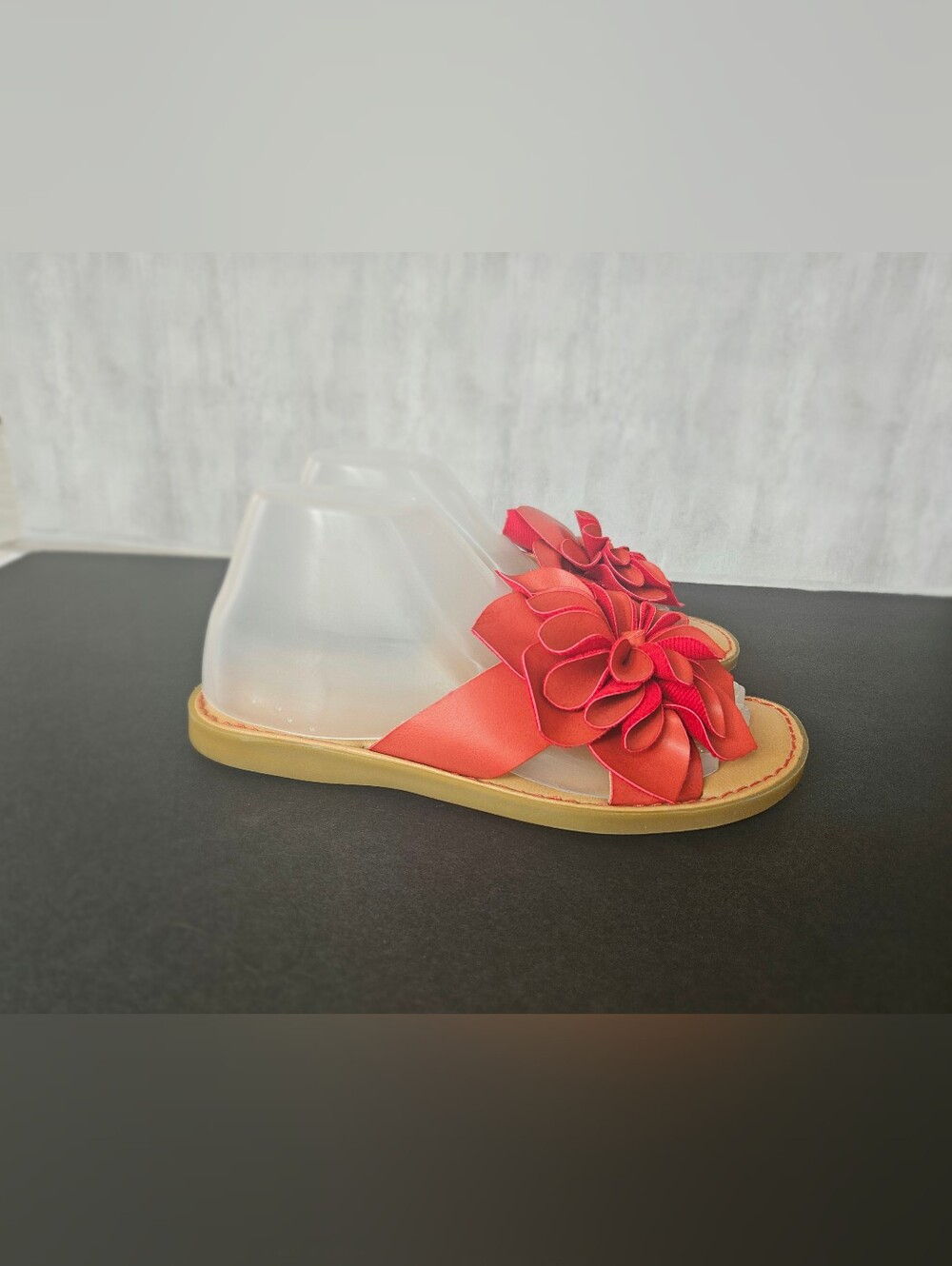 ​b.o.c. Born Concept Women's Red Floral Slide Sandals Size 7 M Faux Leather - Picture 4 of 16